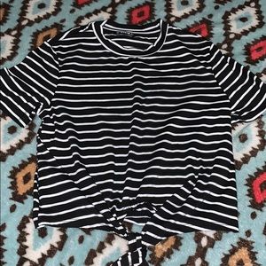 Crop Shirt with front tie